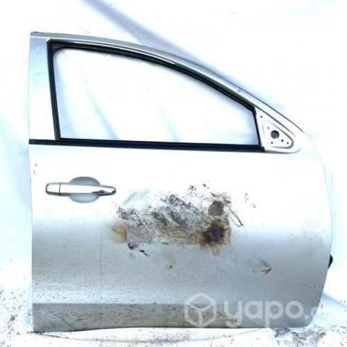 Puerta delantera derecha Mitsubishi l200 2020