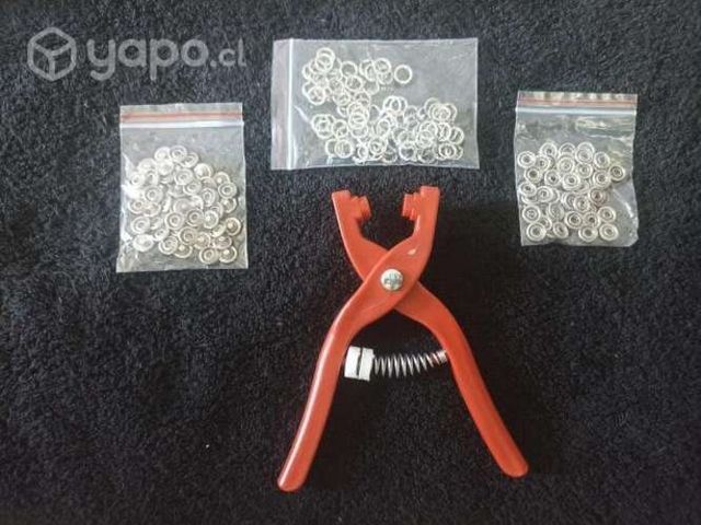 Remachadora de broches con broches