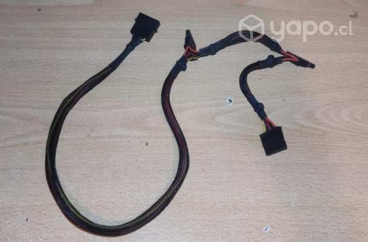 Cable 1 Molex Macho & 3 SATA Hembra