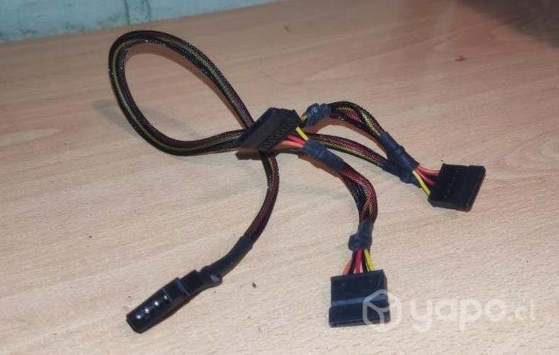 Cable 1 Molex Macho & 3 SATA Hembra