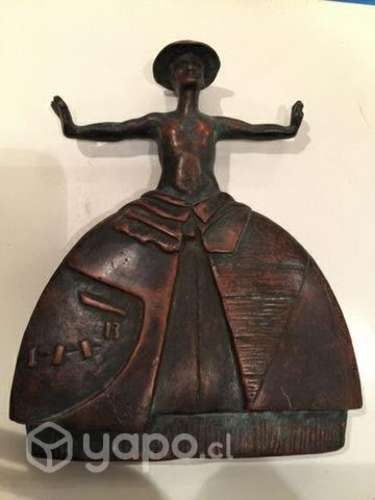 Escultura Bronce Numerado de 30 Gonzalo Cienfuegos