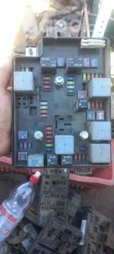 Caja fusibles exterior chevrolet sonic