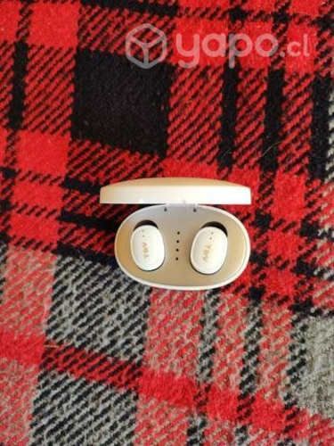 Audífonos en buen estado inalámbrico