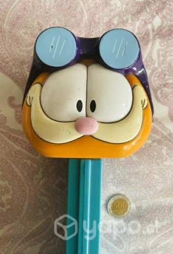 Garfield pez