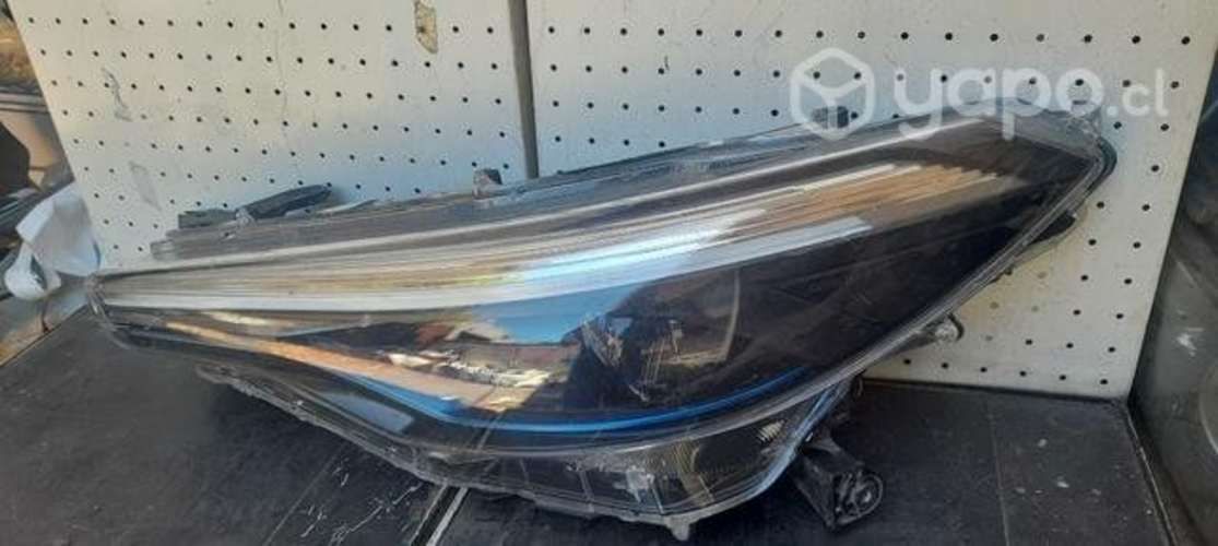 Optico toyota corolla cross 2023