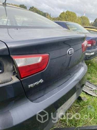 Focos traseros - kia rio4