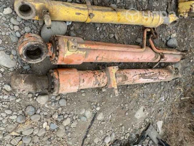 Botellas gemelas excavadoras 33 toneladas