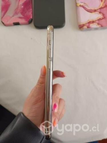 Iphone 11 pro 256 GB almacenamiento y 4GB de Ram