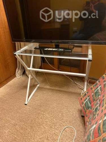 Escritorio de vidrio