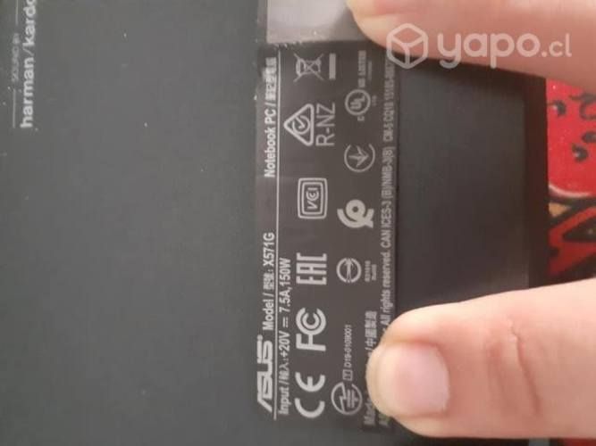 Notebook Asus X571G 1 año de uso