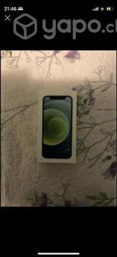 IPhone 12 mini 64GB con carcasa y pantalla protect