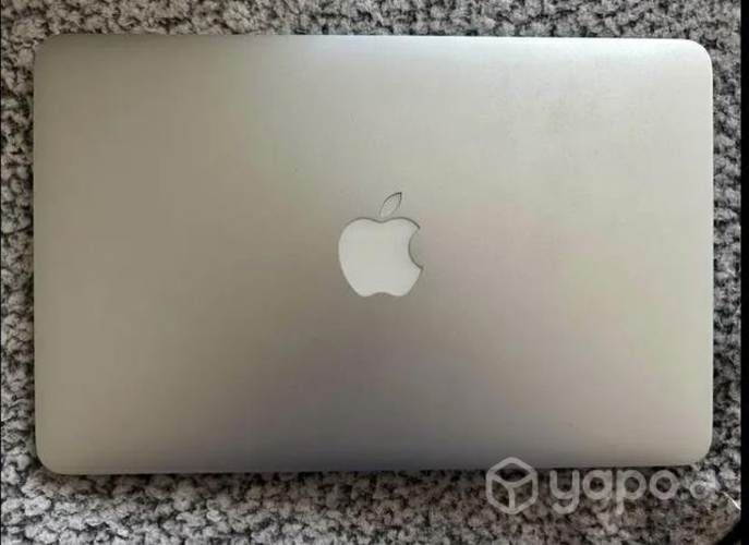 Macbook air 11 Early 2014 Intelcore I5, 4Gb Ram