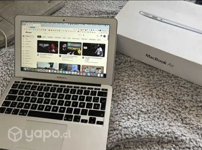 Macbook air 11 Early 2014 Intelcore I5, 4Gb Ram