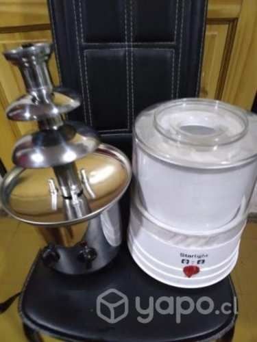 Cascada de chocolate y máquina de helados