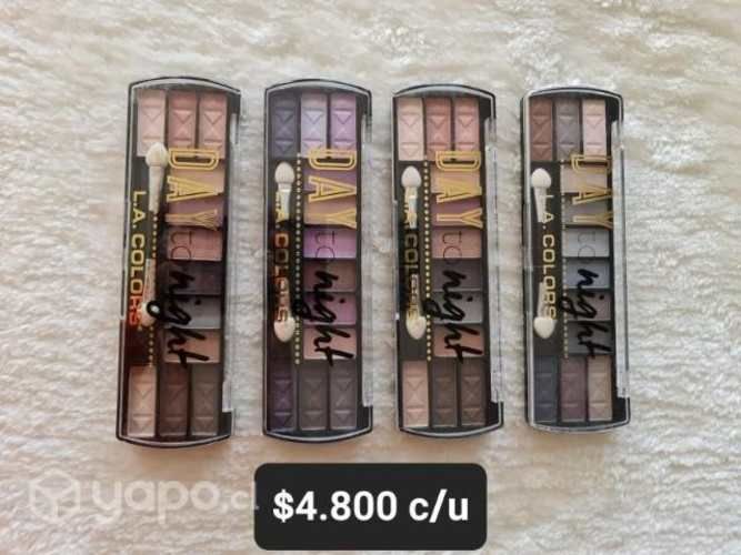 Perfumes y maquillaje