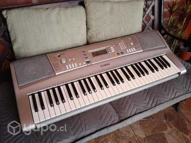 Teclado profesional Yamaha