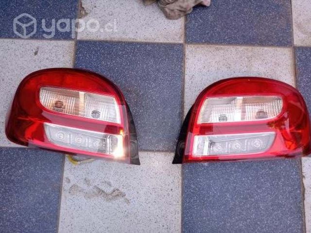 Suzuki Baleno 2018 2022 foco derecho y izquerdo