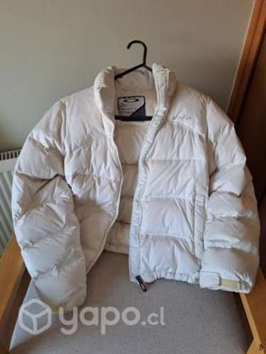 Parca de pluma marca Oakley