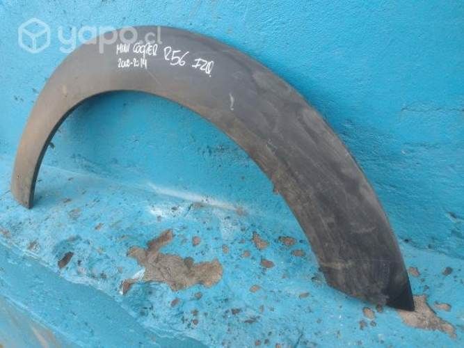 Moldura trasera izq mini cooper R