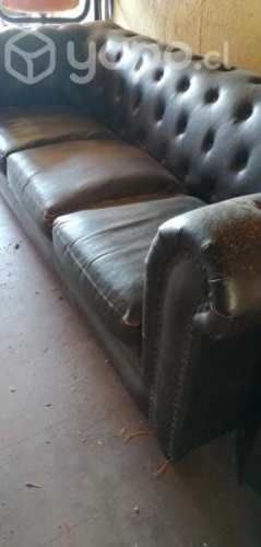 Sofa cuero