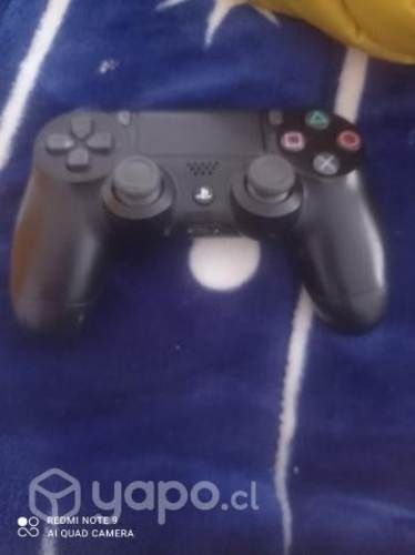 Control ps4 casi nuevo se vende