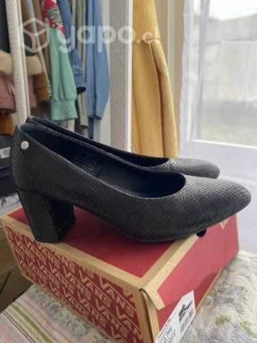 Zapatos hush puppies