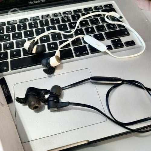 Dos Pares Audífonos Jaybird X3 Bluetooth