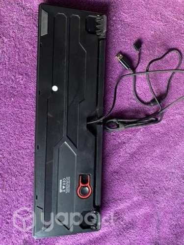 Teclado mecánico gxt asta switch rojo como nuevo