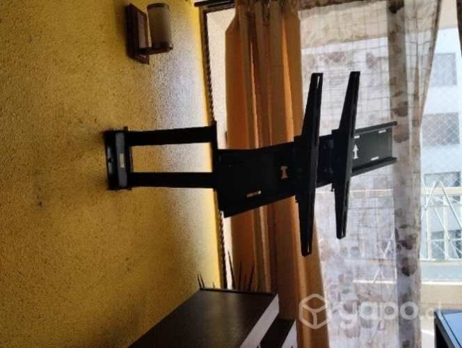 Brazo soporte de televisión