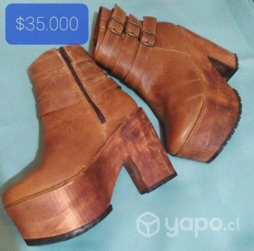 Modernos botines 100 por ciento cuero