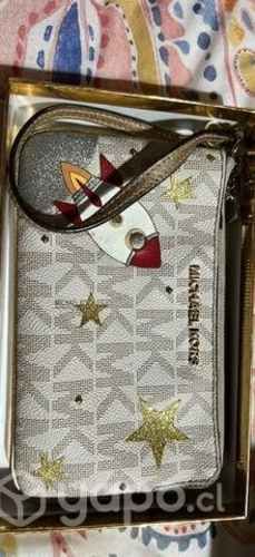 Cartera mano o billetera Mk