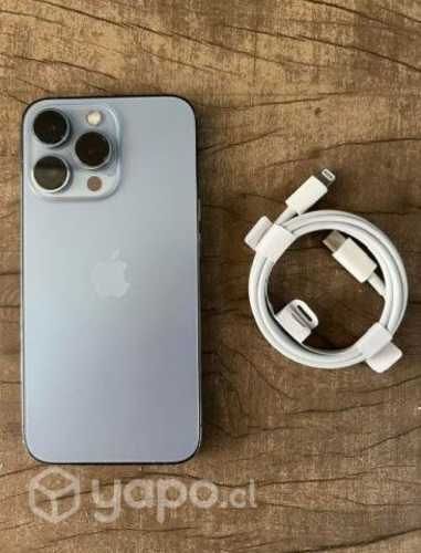 IPhone 13 Pro azul claro