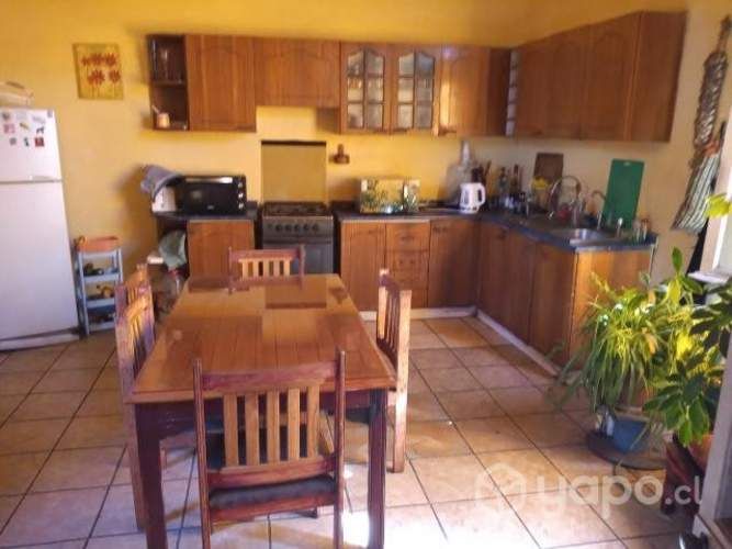 Pieza con patio. Stgo. centro