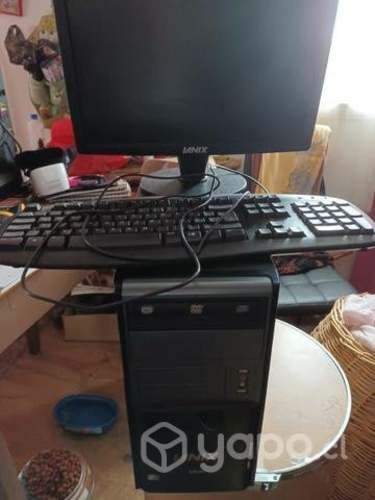 computador de escritorio antiguo
