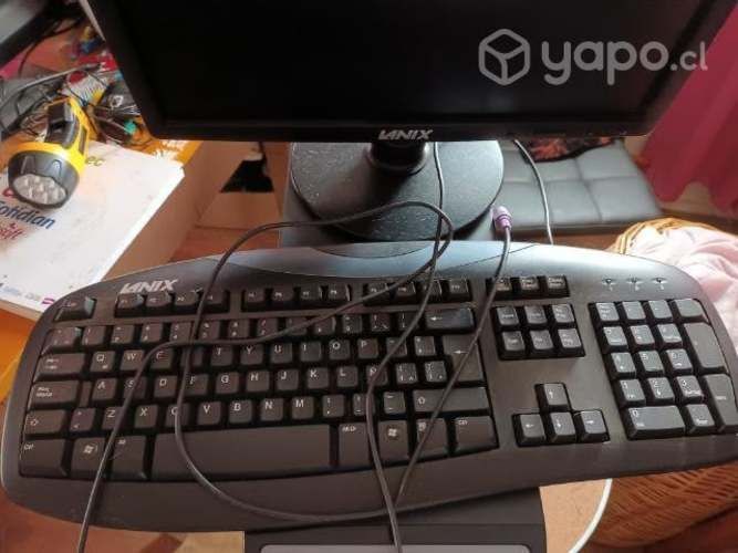 computador de escritorio antiguo