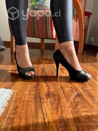 Zapatos negros