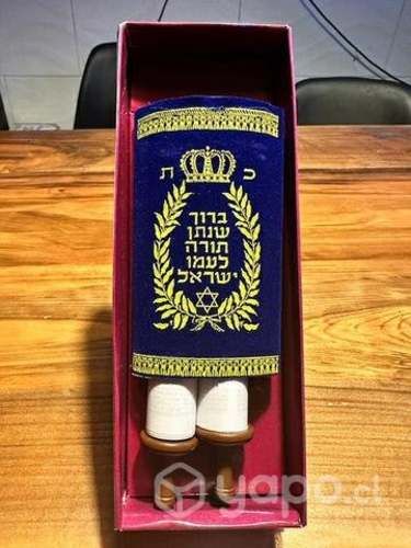 Sefer Torá Mehadrin importado de Israel