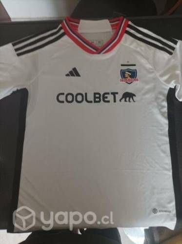 Camiseta y short colo colo 2023