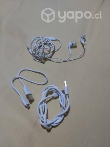 Cables usb celulares y audífonos Samsung
