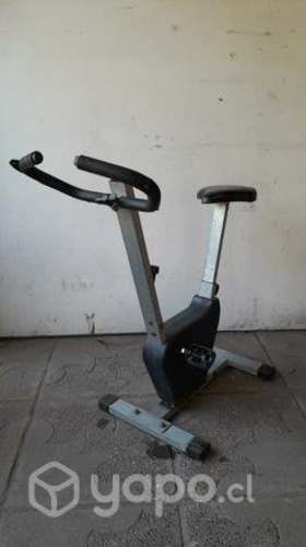 Máquinas de ejercicios Elíptica y Bicicleta