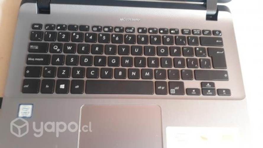 Asus vivobook 14 ssd 240 nuevo en caja