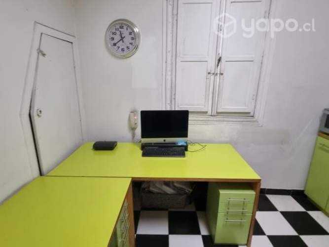 Escritorio madera verde