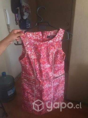 3 vestidos solo un uso mas entero y zapat