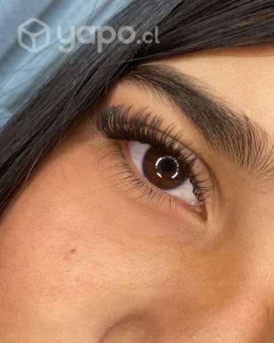 Extensión de pestañas pelo a pelo