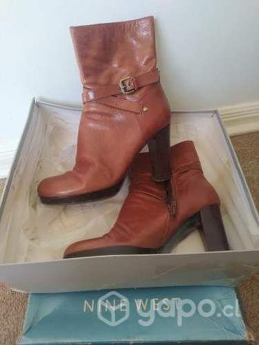 Botín Nine West cuero