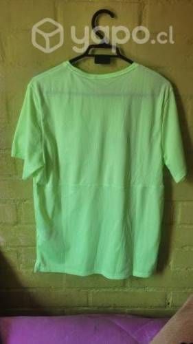 Polera ruming nike nueva sin detalles