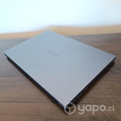 Huawei Matebook 14 AMD Radeon SSD 512GB
