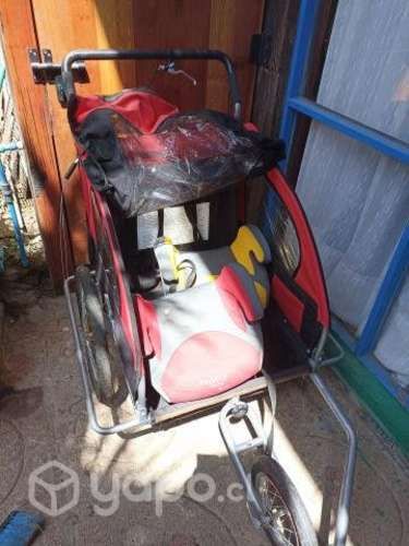 Carro para bicicleta y dos butacas