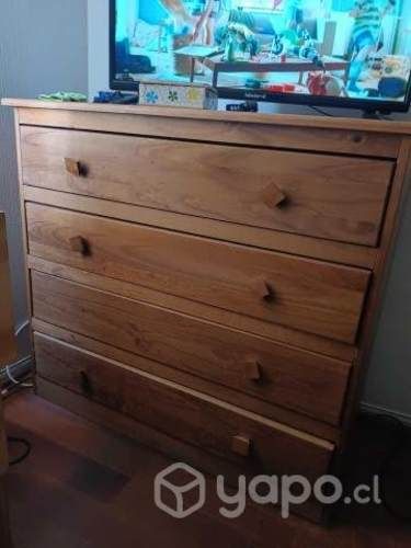 Cómoda de madera