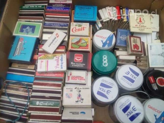 Coleccionables fosforos del mundo llenas